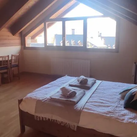 Atico Duplex Casa Ximet Daire